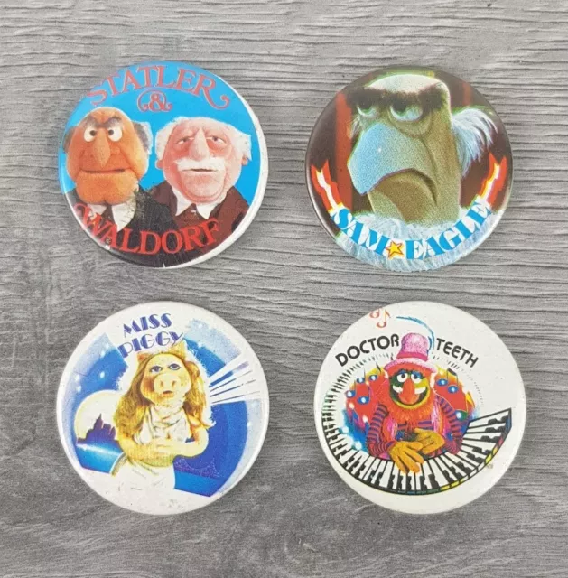 Button, badge MUPPETS - miss piggy