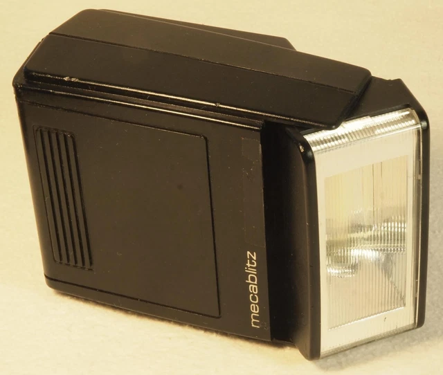 METZ Mecablitz 30BCT4 Hot Shoe-Mounted Flash (damaged foot) 3