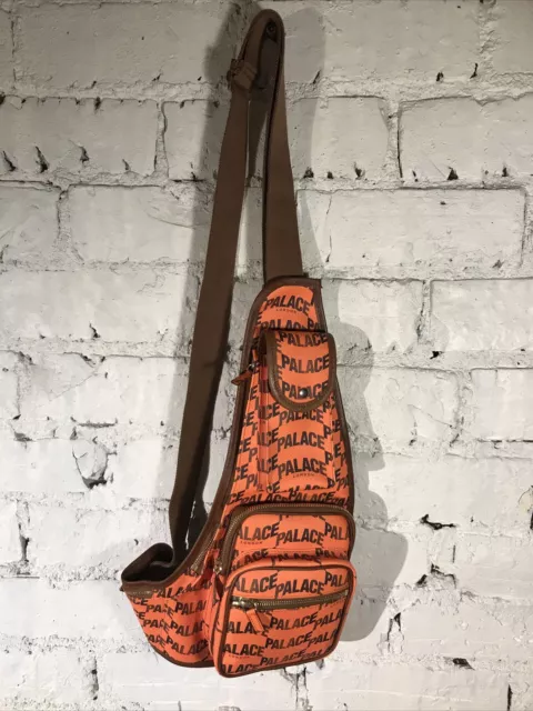 Palace deals skateboards bag