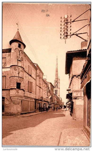 33 SAINTE FOY LA GRANDE - rue principale