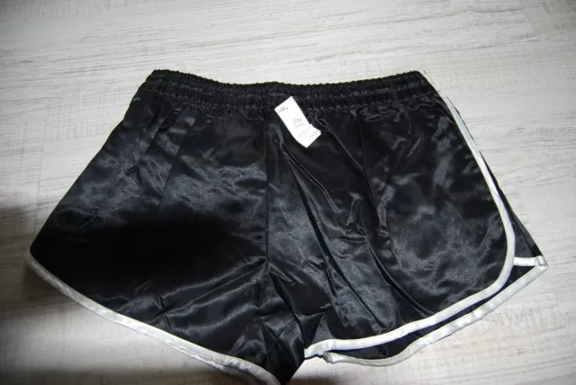 Gr. 176  Vintage Nylon Polyamid GLANZ Sprinter Sporthose Short schwarz Potasche