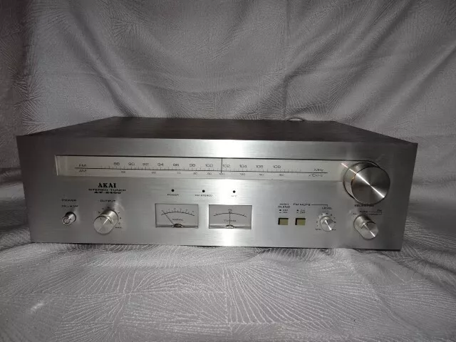 AKAI AT-2400 tuner FM stereo radio vintage hifi retro 70's tester fonctionne 