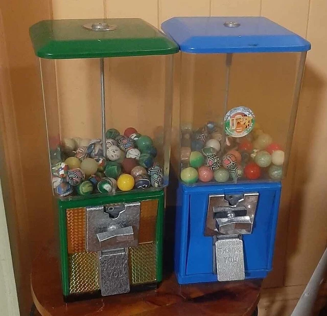 GUMBALL MACHINE SUPER bouncy ball 20 C twenty cents coin op retro
