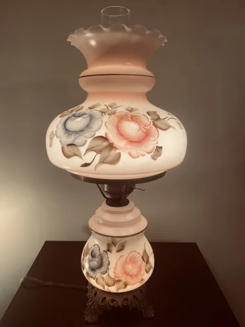 Vtg GWTW Satin Electric Hand-Painted Pink Floral Table Hurricane 3-Way Lamp 23”