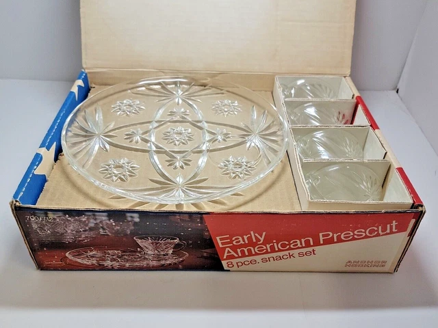 Vtg AH Early American Prescut Star of David Glass Snack Set 8 ~ 6 oz Cups 10" Pl