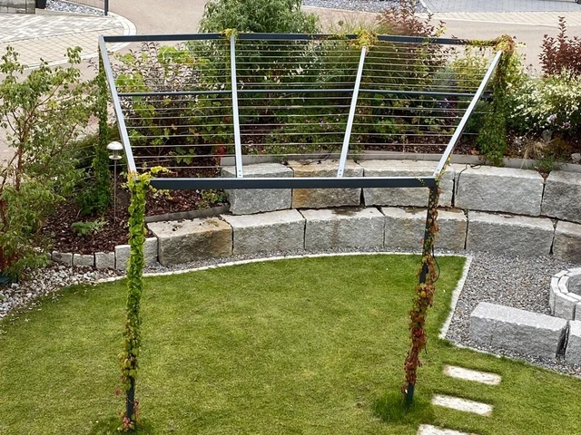 PERGOLE / Pergola / WeinRankhilfe / Blätterdach / Blumendach