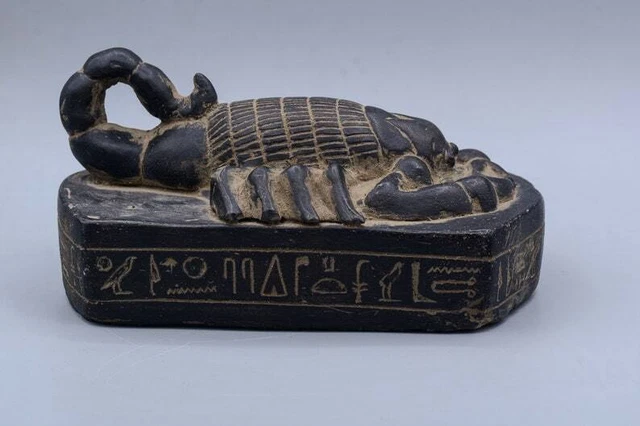 SCORPIONE SERKET EGIZIO UNICO Dea Scultura Grande Pietra Pesante Nera