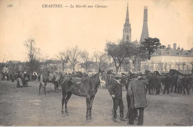 Cpa 28 Chartres / Le Marche Aux Chevaux