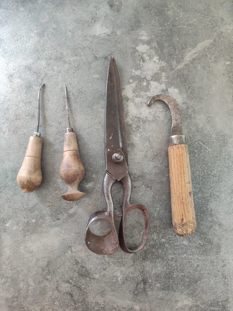 Lot D'outils Anciens Pour Le Travail Du Cuir - Cordonnerie - Occasion