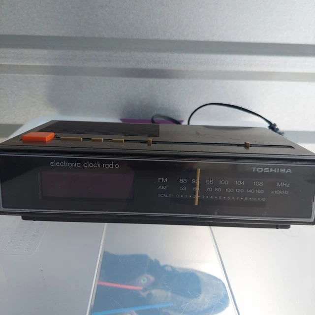 VINTAGE TOSHIBA CLOCK Radio Model RC7400 Tested Working 17.99 PicClick