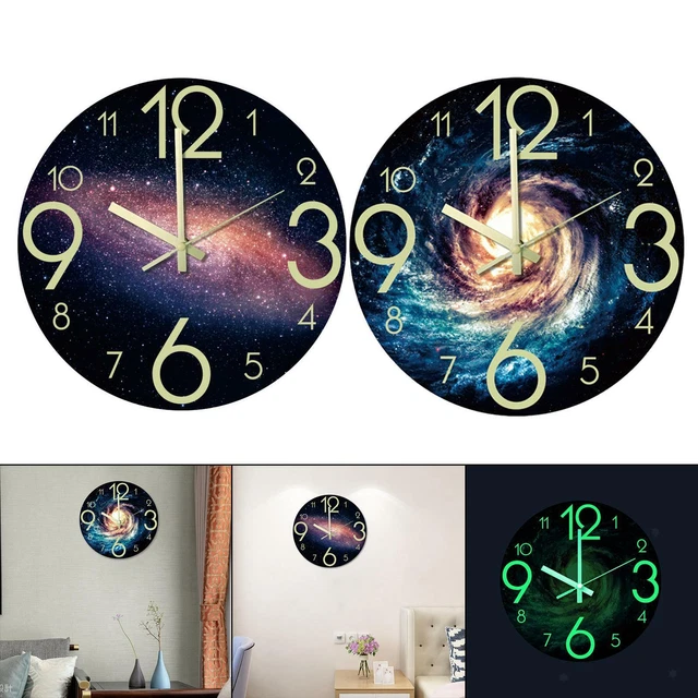 Horloge murale lumineuse grande nébuleuse acrylique de galaxie pour le