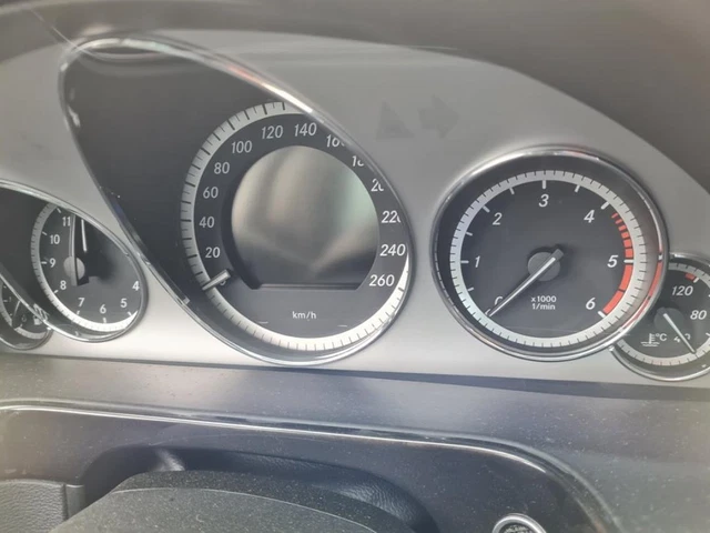 Compteur Tableau De Bord Écran LCD Pour Tableau De Bord Mercedes