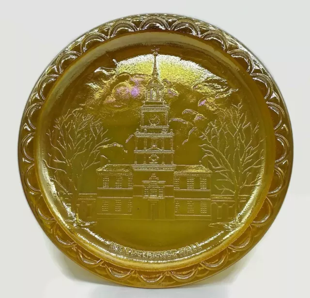 American Bicentennial Commemorative Plate Carnival Glass #1965 Independence Hall