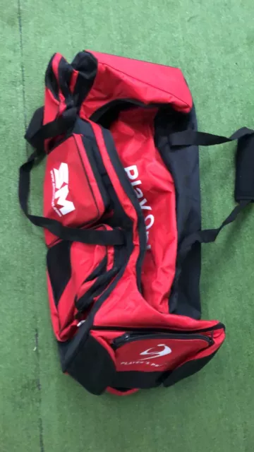 SM Players Pride Wheelie Bag