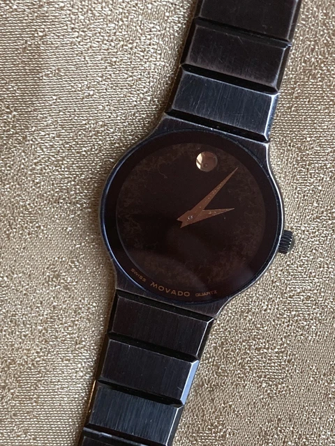 Movado Museum Watch Women +2 Extra Links. New Battery Feb 1 2023. Only One Owner