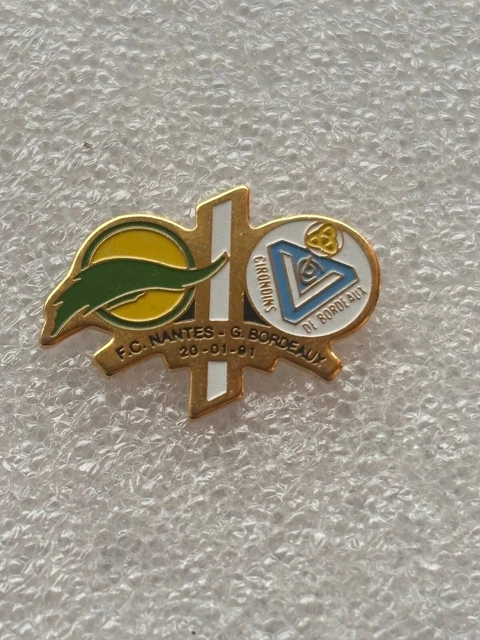 1991-92 22ème j Nantes Toulon (Pin's) - Les Matches