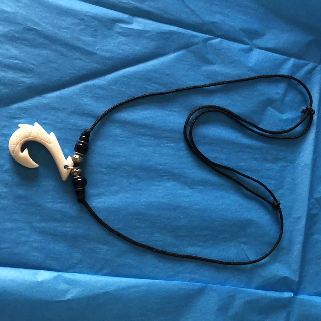 Hawaiian Fish Hook Maori Hei Matau Pendant Necklace Adjustable Choker