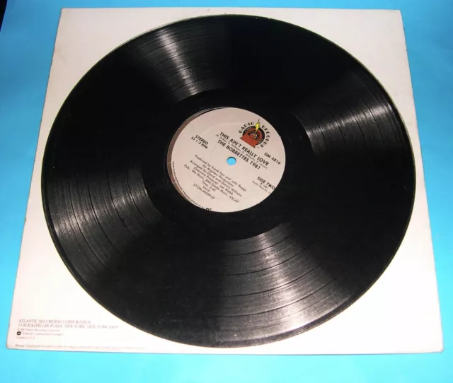 The Bobbettes 1981 - Love Rhythm b/w This Ain't Really Love 12" Radio Records. 2