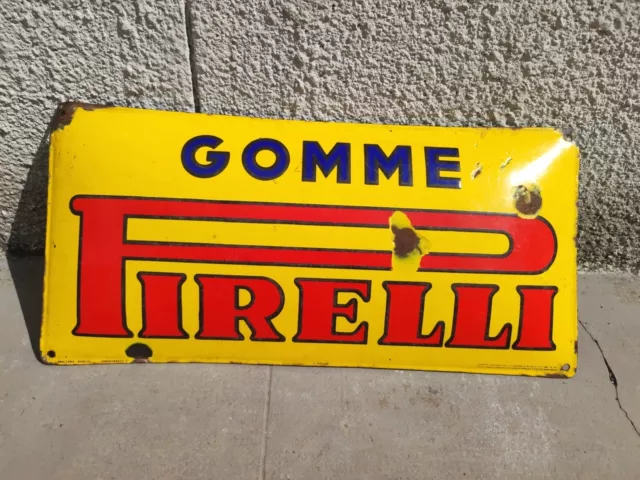 Insegna Pubblicitaria Smaltata Gomme Pirelli Vintage Anni 50