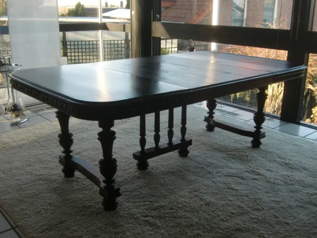 HIGHLIGHT---Antiker Tisch, großer Antiktisch, alter Designtisch, Eßtisch Nußbaum