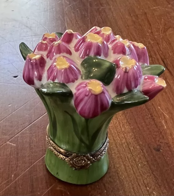 Limoges Tulip  Boquet Peint Main Chamart Trinket Box.