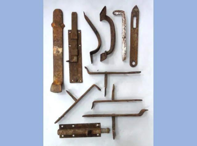 LOT antique 11pc AMISH BARN HARDWARE farm metal rust bolt handle LANCASTER PA