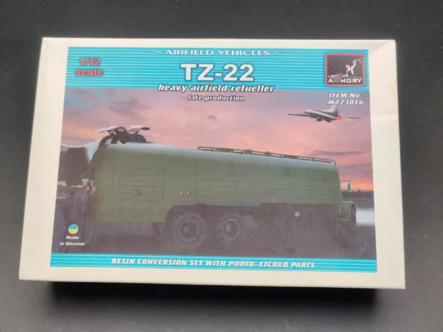 Armory 72301 b TZ-22 heavy airfield refueller 1/72 extrem selten