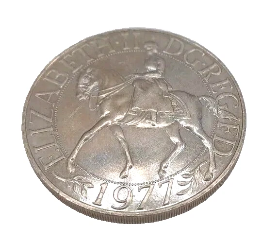 1977 Queen Elizabeth II Silver Jubilee Commemorative Coin 25 New Pence