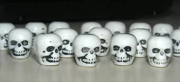 Dollhouse Miniature Halloween Skull Beads - Plastic - 10 Per Set - Any Scale