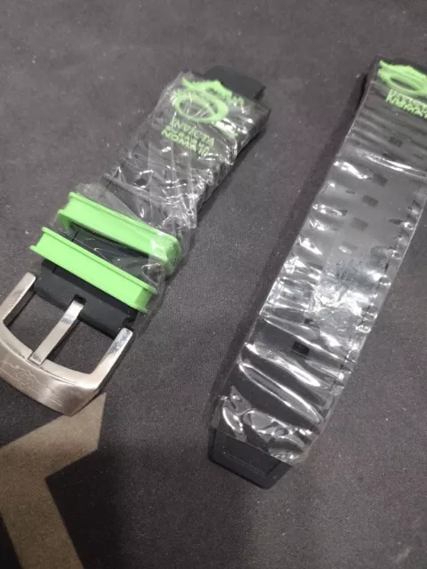 Invicta Subaqua Noma III Dragon Black Green  Silicone Rubber Strap Band Bracelet