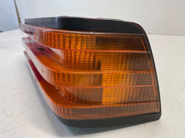 MERCEDES W201 190 E 2-Serie Rücklicht Rückleuchte Lampenträger Hinten ...