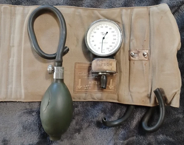 Tycos Taylor Ind Blood Pressure Cuff, Case, FLEISCHER Dual Stethoscope Vintage
