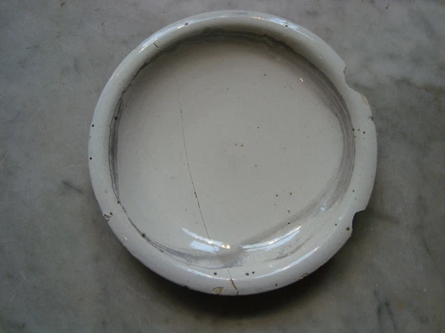 nice 17th  century white delft white  /dish /plate