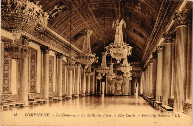 CPA COMPIEGNE - Le Chateau - La Salle des Fetes - The Castle (291363)