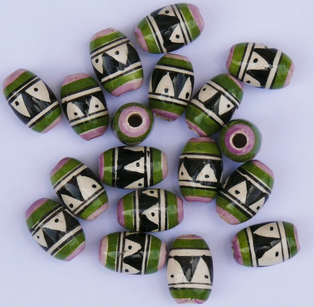 20 Peru Keramik Perlen  15 mm grün weiß schwarz oval Indianer Schmuck Inka