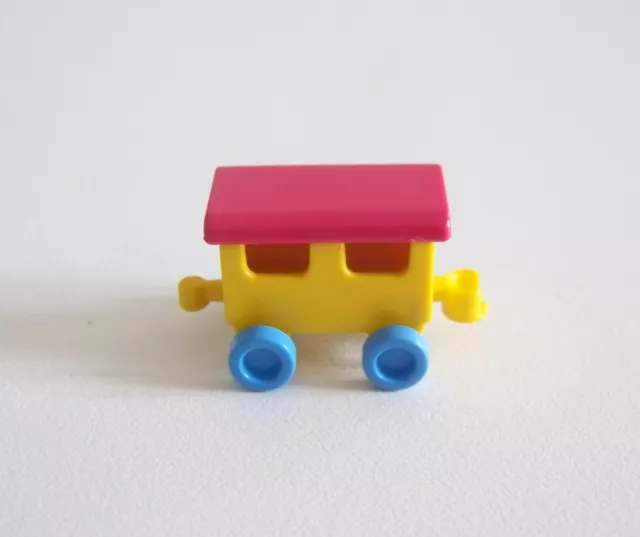 PLAYMOBIL (1566) ENFANTS -  Wagon Jaune, Rose & Bleu Clair pour Train 5311