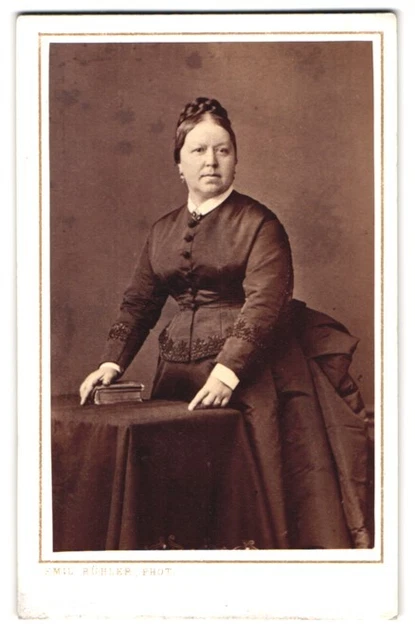 Fotografie Emil Bühler, Mannheim, B.7.N.1. Ludwigs-Str. 34, Portrait Dame im Bi