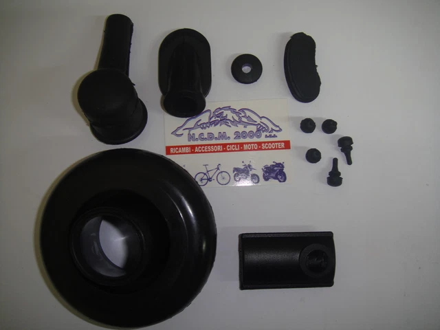 thumbnail interactive-video image 1 of Pair Of 3.00-10 Complete Wheels For Piaggio Vespa 50 R-L-N – Closed Circles, Round Headlight Models 1 of 6