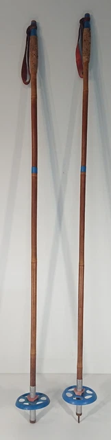 Skis bois anciens batons d'occasion - Décoration Skis bois anciens batons d'occasion - Décoration