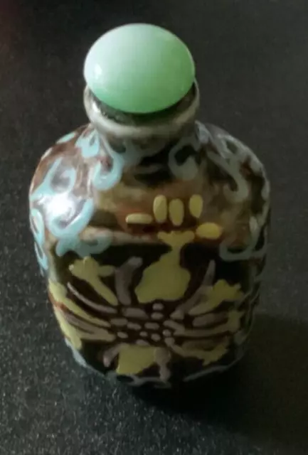 Old Chinese hand painted Snuff Bottle