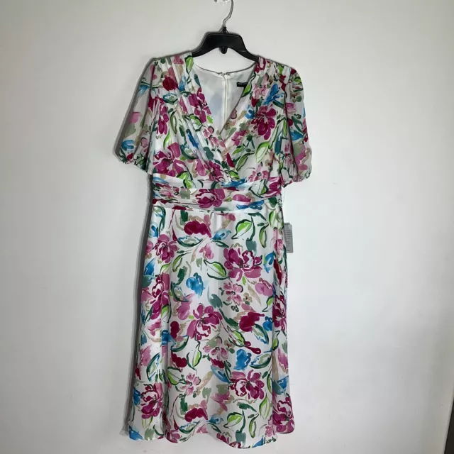 Maggy London Womens Short Sleeve White Floral Dress Size 8 NWT