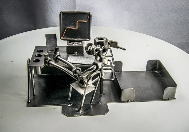 BRUBAKER Screw Man Bodybuilder Bench Press - Figurine en fer faite à la main Homme en... | bol BRUBAKER Screw Man Bodybuilder Bench Press - Figurine en fer faite à la main Homme en... | bol