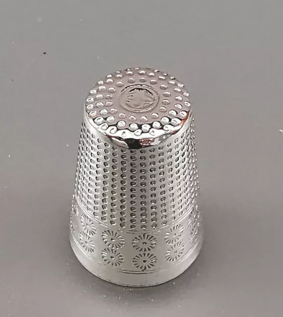 9923076 Silber-Fingerhut feine Gravur 2x2,6cm 925er Silber wie neu