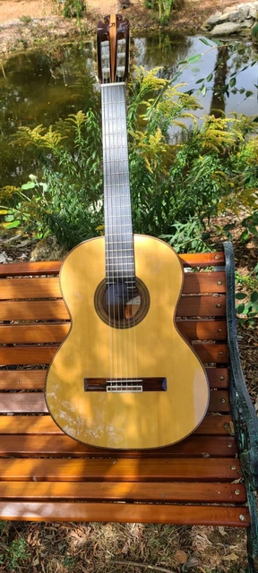 Guitare classique de concert du luthier Amalio Burguet AB année 2016