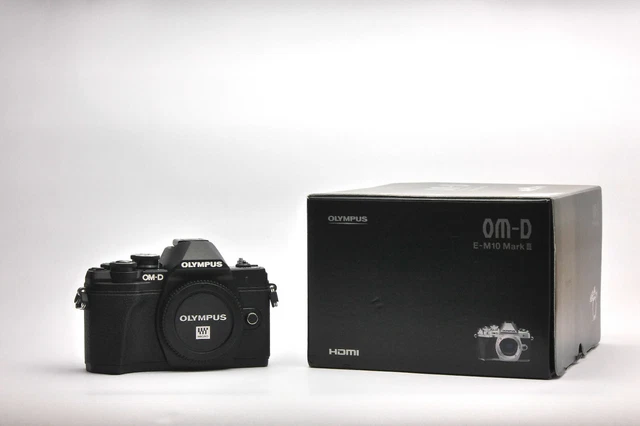 Olympus OM-D E-M10 Mark III 16.1MP Body | Black | Excellent, 5189 Shutter Count
