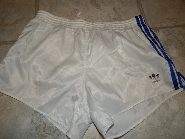 ADIDAS VINTAGE GL NZENDE Glanz Shorts Retro EUR 107 74 PicClick DE adidas-vintage-gl-nzende-glanz-shorts-retro-eur-107-74-picclick-de