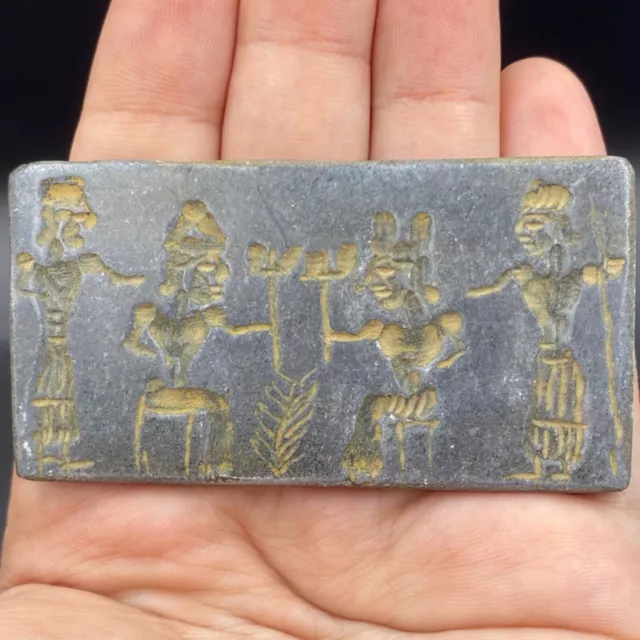 Beautiful rare ancient sumerian king and queen with soldiers intaglio tablet