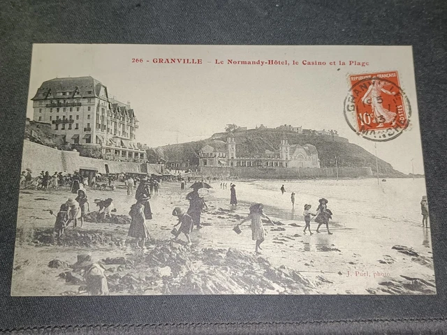 CPA - 50 Granville - Le Normandy-Hotel, le Casino et la Plage