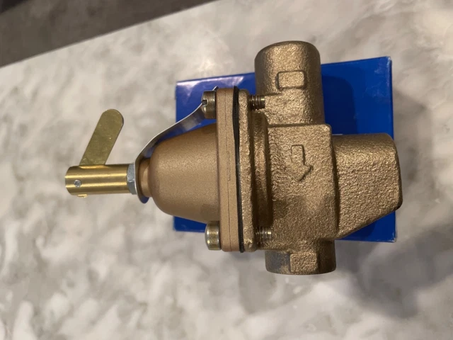 WATTS B1156F Pressure Regulator,1/2 In,10 to 25 psi WATTS B1156F Pressure Regulator,1/2 In,10 to 25 psi