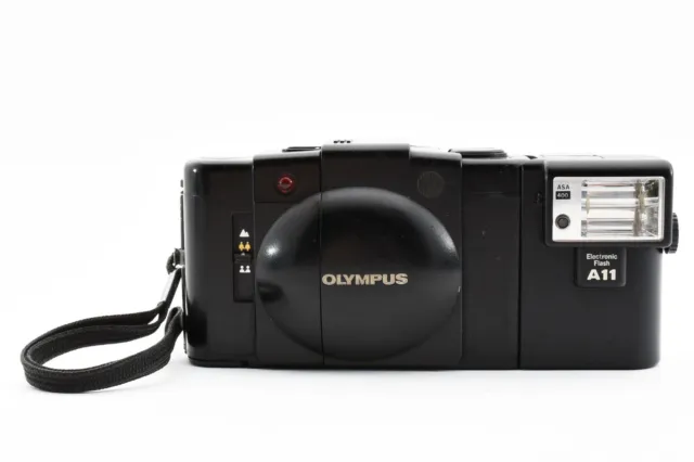 Olympus XA2 Punto & Shoot 35mm Telemetro Film Fotocamera Con A11 Filo Unità [